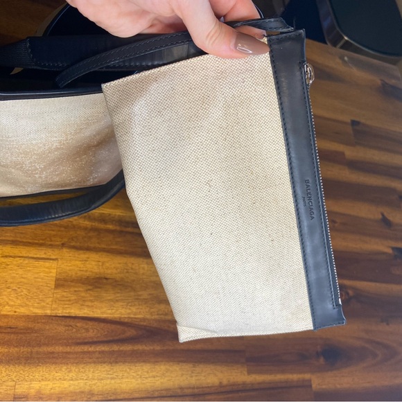 Balenciaga Paris Tote Bag Handbag Black and Cream Authentic - Picture 10 of 12